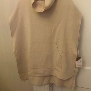 NWT Kerisma KANGA PONCHO M/L in Ecru